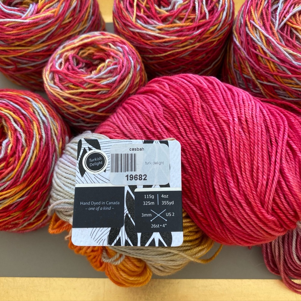 Hand Dyed: Hand Maiden “Casbah” Merino Wool / Cashmere / Nylon Yarn. Sock weight - Picture 9 of 10
